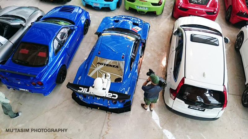 Illustration for article titled Singapore Diecasters (SGDC) End-of-Year Shoot